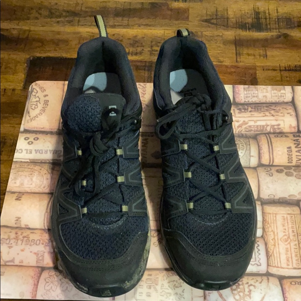 Men’s Trail walking shoes..